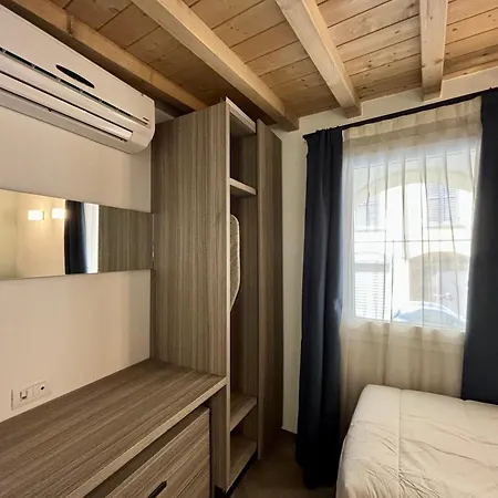 Saragozza 2 Intero In Centro Storico Wifi E Parcheggio Gratuito מודנה